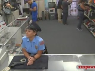 Police Officer Fucking With Pawnkeeper