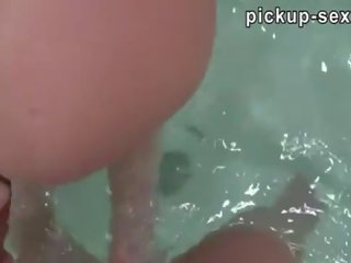 Ceko sweetheart electra mulékaté silit pounded in jaccuzi for dhuwit