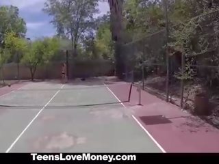 Teenslovemoney tenis escorta fucks pentru numerar
